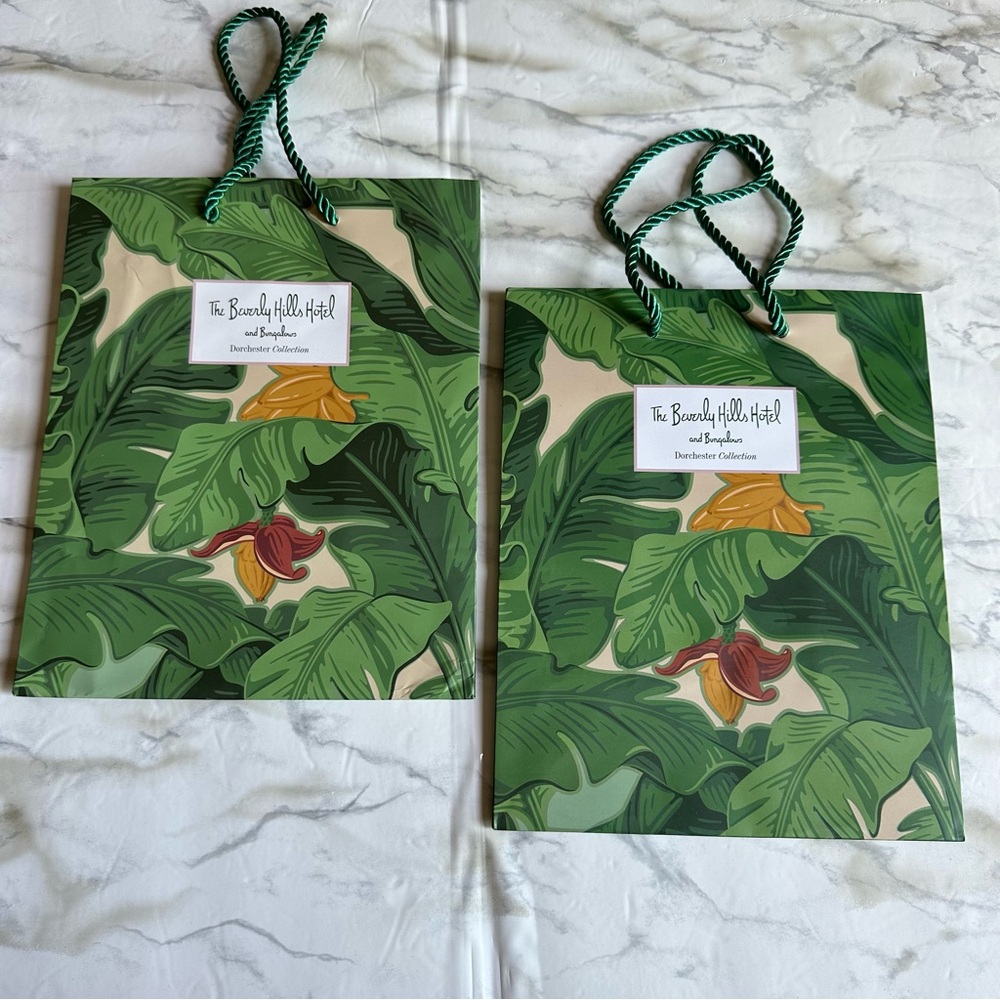 The Beverly Hills Hotel Dorchester Collection Gift Bags - Set Of 2